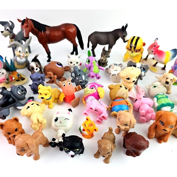 LOT of Small Animal Figures Action Animation Movies Play Assorted Themes Dog Cat - Picture 4 of 9